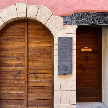 Suite "Chalet" Dans Maison De Village La Brigue Zewnętrze zdjęcie